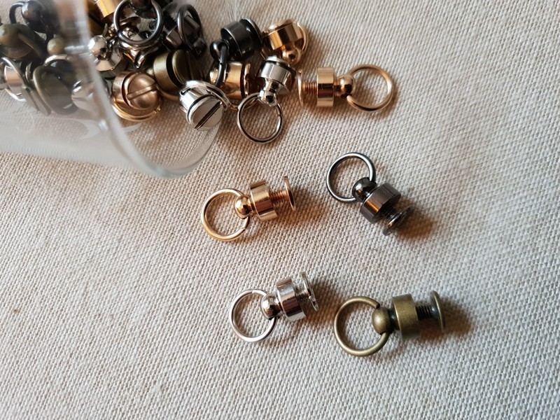 20180904_175056_ml LCF - Bouton de col poignée avec anneau coloris Argent 7 mm – Image 1