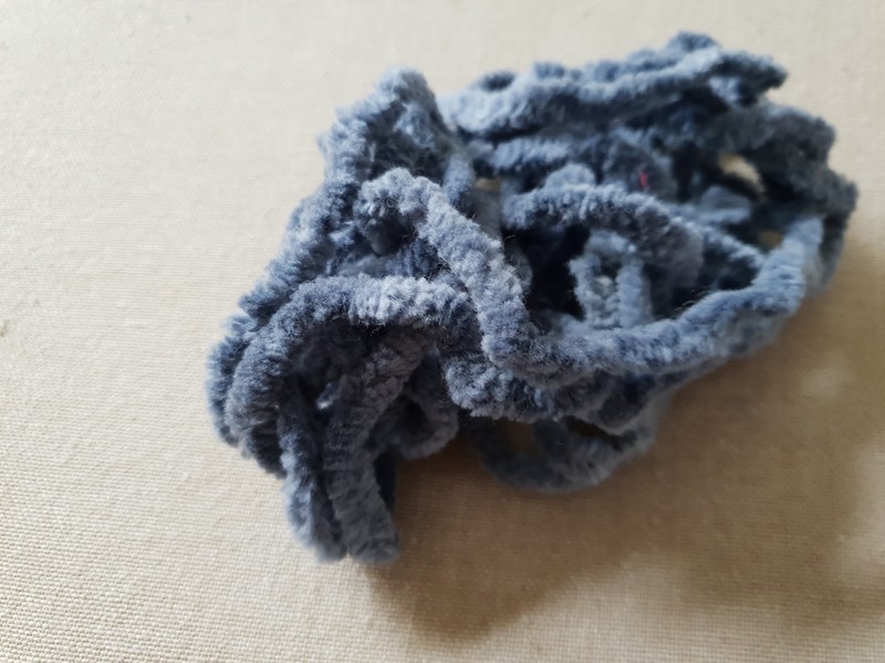 20180913_115135_ml HOF - Chenille de soie à broder Coloris Thundercloud – Image 1