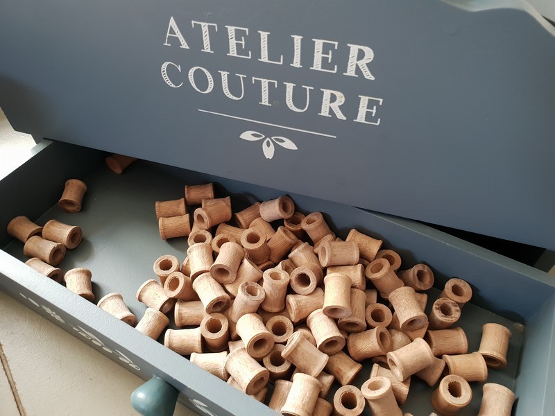 20181113_125726_ml IN - Bobine bois Vintage 12x15x6,5 mm – Image 1