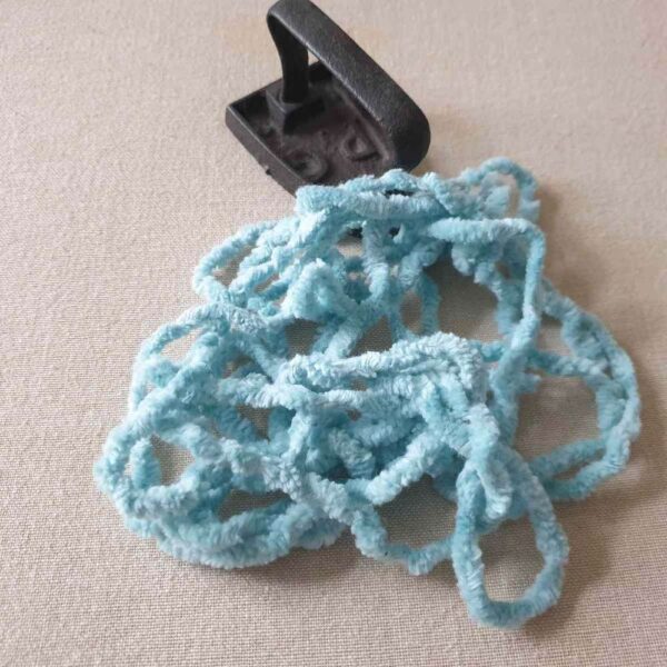 HOF - Chenille de soie à broder Coloris Polarice