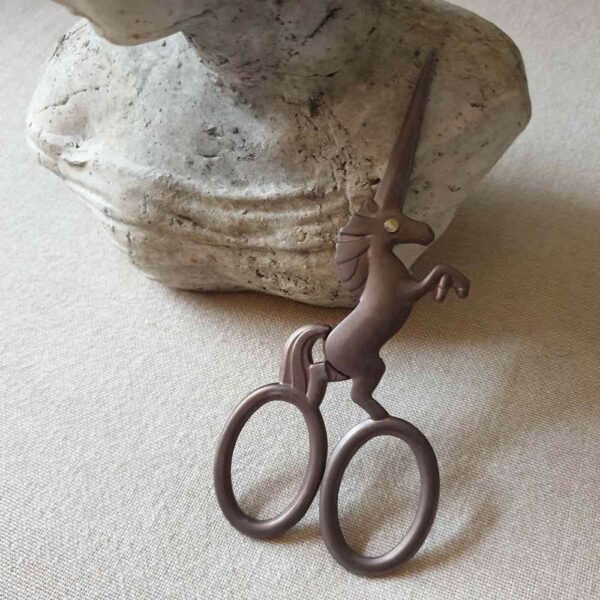 AX - Ciseaux Modèle Licorne, coloris Brun