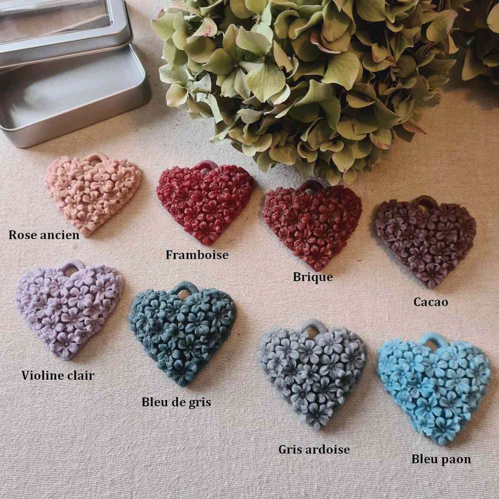 20240927_121515_ml LCF - Boite métal Coeur fleuri , coloris au choix – Image 1