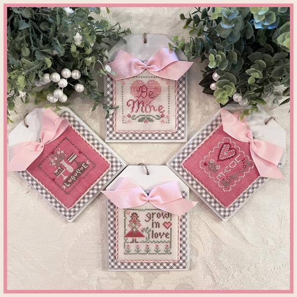 323399406_707726627390689_4805388926911277424_n_ml Little House Needleworks- Loveable petites – Image 1