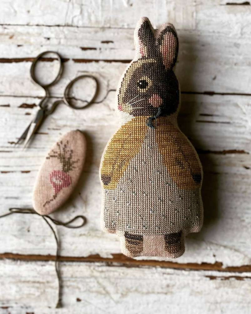 426383934_18415060456046808_7762023355855347509_n_ml Stacy Nash Primitives - Animal Cracker Maggie Mae – Image 1