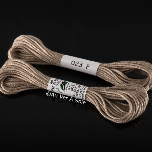 AVAS - Soie d'alger coloris F23