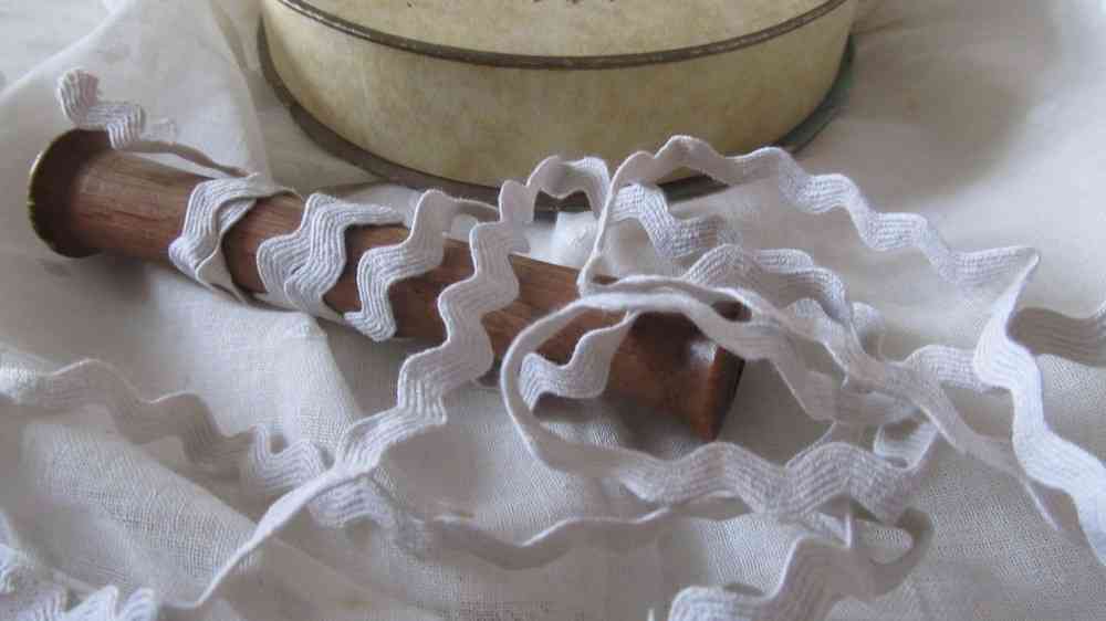 IMG_1067_ml HOF - Serpentine coloris Salem Grey 13mm – Image 1