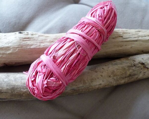 KP - Ballotin de Raphia coloris rose