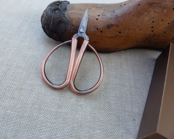 AX - Ciseaux Petit et Mignon Cuivre rosé