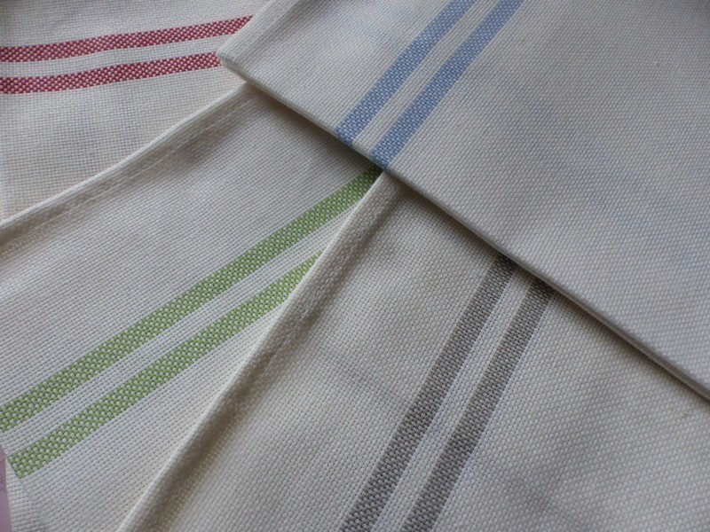 P1110166_ml Graziano - Torchon Isa coloris Vert – Image 1