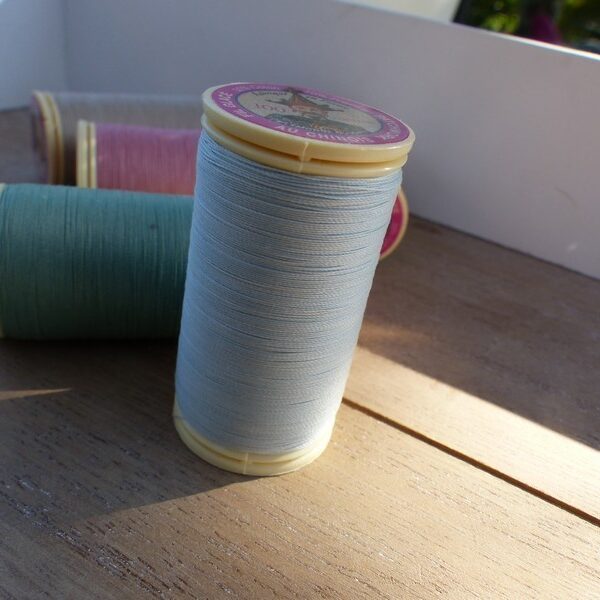 Sajou - Fil glacé n°50 coloris 786, Bleu layette