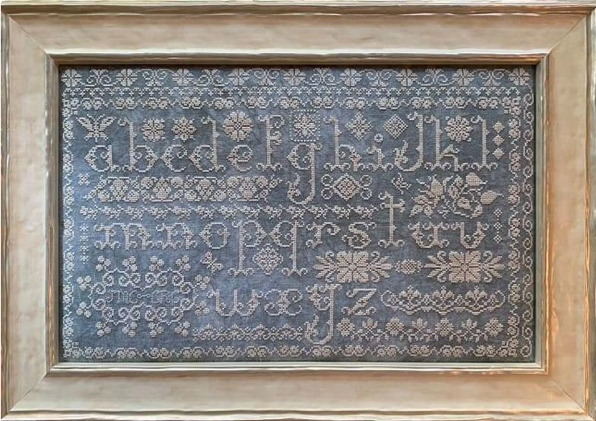 ROSEWOOD_MANOR_Something_Blue_ml Rosewood Manor - Something blue – Image 1