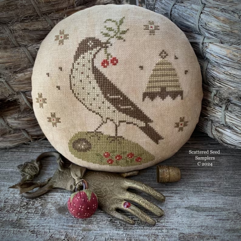 il_794xN.5792961490_hxp5_ml Scattered Seed samplers - KIT Sweetness of Spring Pinkeep , (Bird and Berries Pinkeep Club 2024) – Image 1