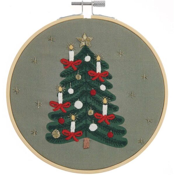 RICO DESIGN -  kit de broderie Arbre de noël Réf 100467