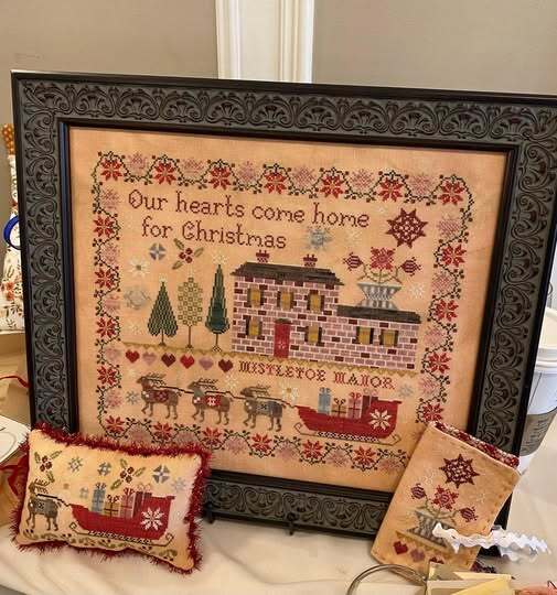 Pansy Patch Quilts & Stitchery - Mistletoe manor sampler and smalls
