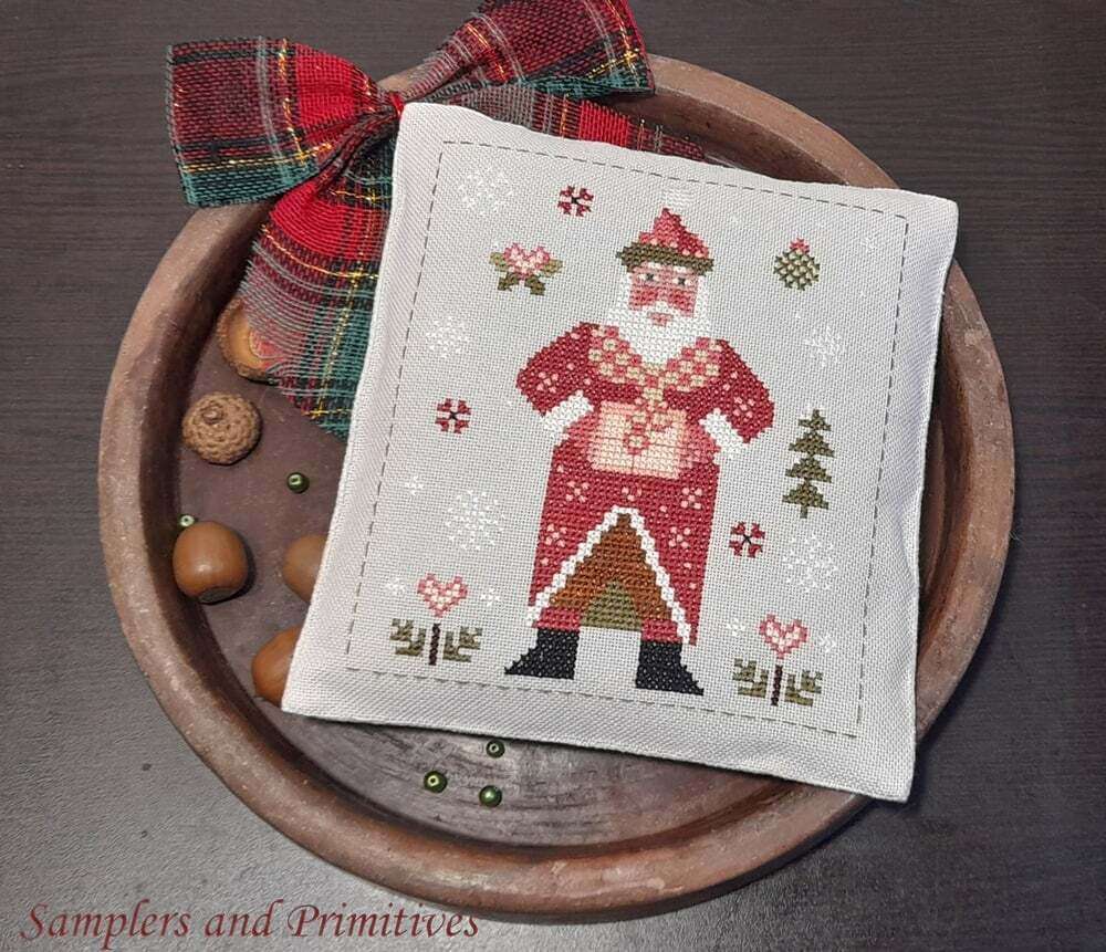patchwork-santa-samplers-and-primitives_ml Samplers and Primitives - Patchwork Santa – Image 1